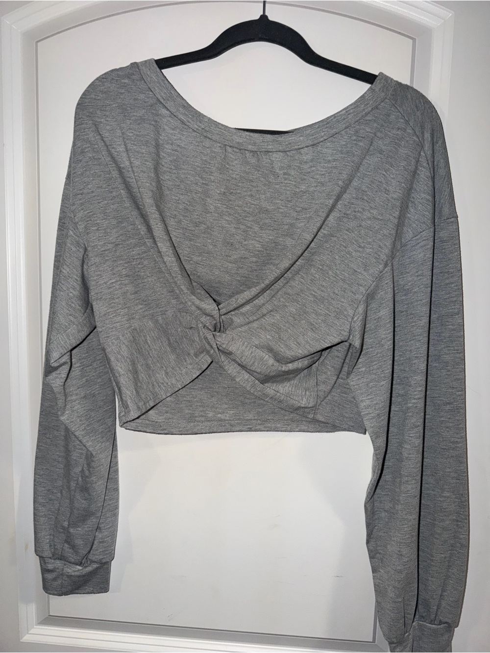 SHEIN Gray Twist-Back Long Sleeve Crop Top